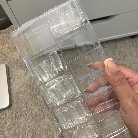 Nails - Picture 8 of 10